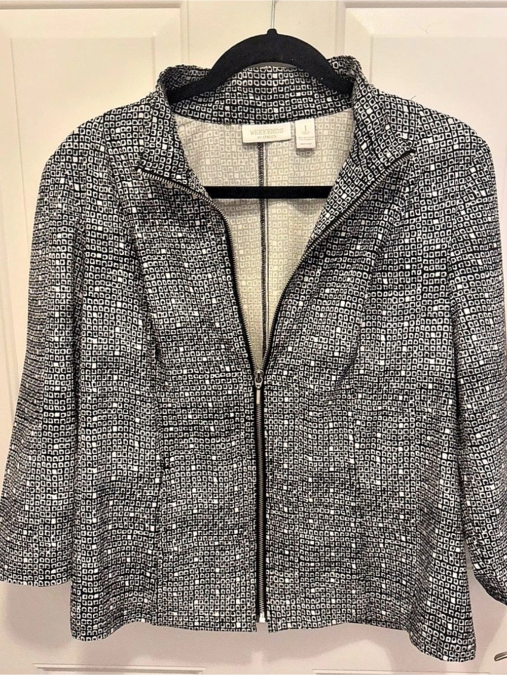 Chico's Women's Geometric Jacket in Black & White Like New size 1